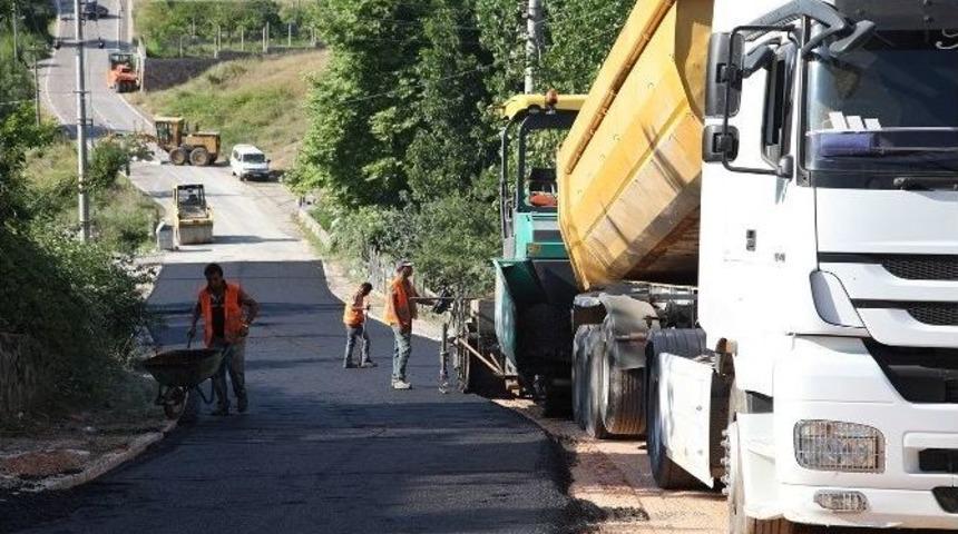 Başiskele´de Asfalt Çalışmaları Sürüyor