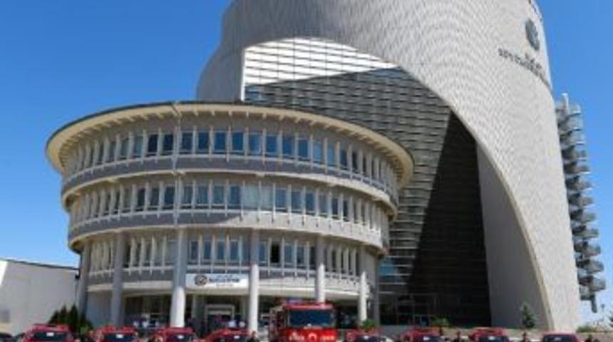 Malatya B&uuml;y&uuml;kşehir İtfaiyesi 68 Yangına M&uuml;dahale Etti