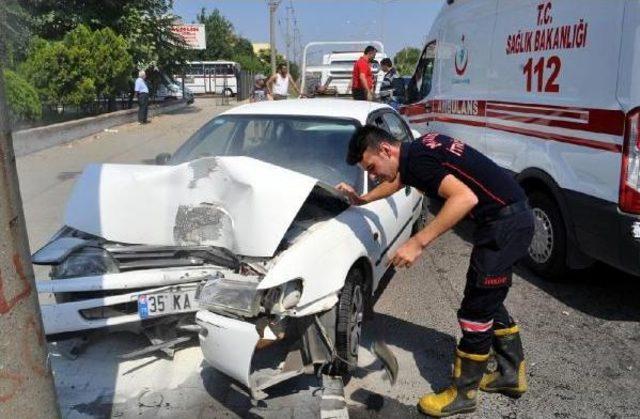 Turgutlu'da Düğün Dönüşü Kaza: 4 Yaralı