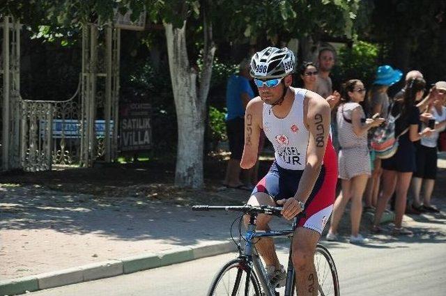 İznik 3. Türkiye Triatlon Yarışları Nefes Kesti