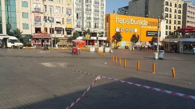 Taksim’de Şüpheli Çanta Paniği