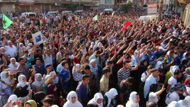 Cizre'de Olaylar Sırasında Ölen Genç, Toprağ Verildi