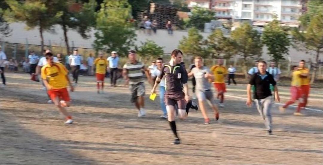 Tekirdağ&rsquo;da Mahalleler Arası Futbol Turnuvasında Olay