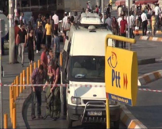 Taksim Meydanı'nda Şüpheli Paket Alarmı