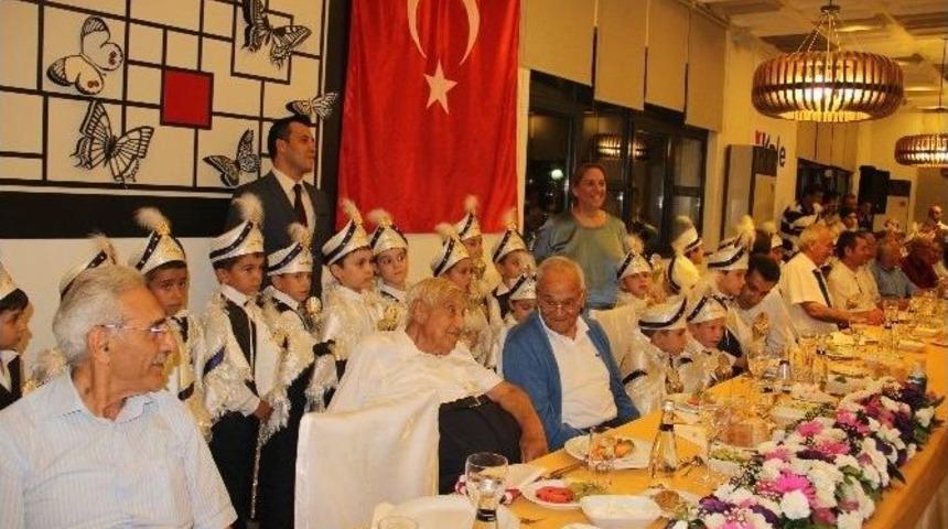 Kale Grubu Ailesi Kuruluş Yemeğinde Bir Araya Geldi