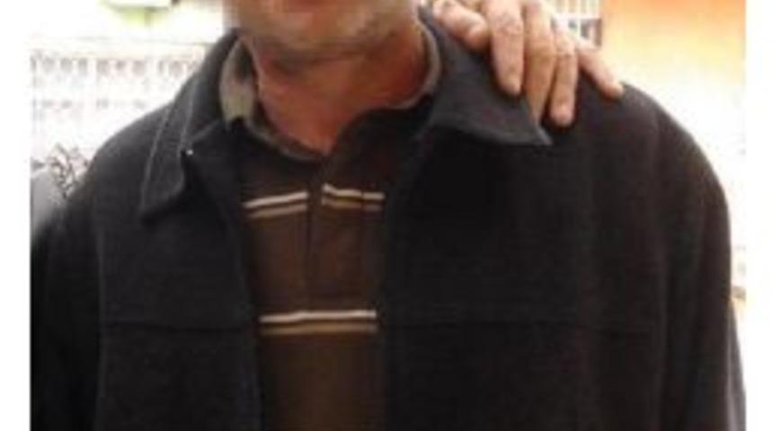 Yurttan Ka&ccedil;an Kızını Bı&ccedil;aklayarak &Ouml;ld&uuml;rd&uuml;