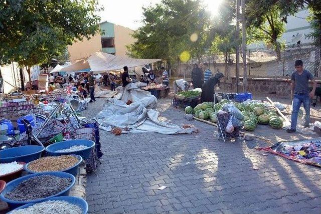 Siverek’te Canlı Bomba İddiası Nedeniyle Pazar Yerleri Boş Kaldı