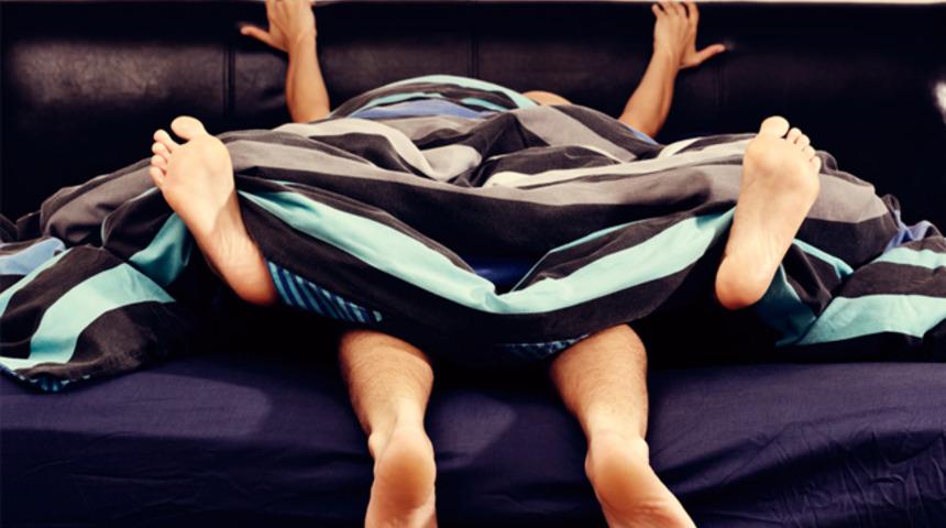 En sevdiği seks pozisyonu  erkek hakkında hangi ipu&ccedil;larını verir?