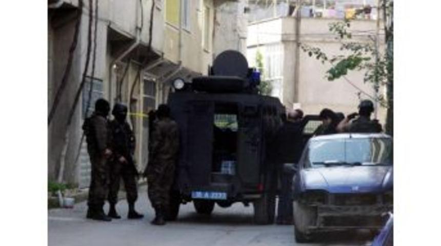 Bursa Polisi Bu 4 Plakalı Ara&ccedil; İ&ccedil;in Alarma Ge&ccedil;ti