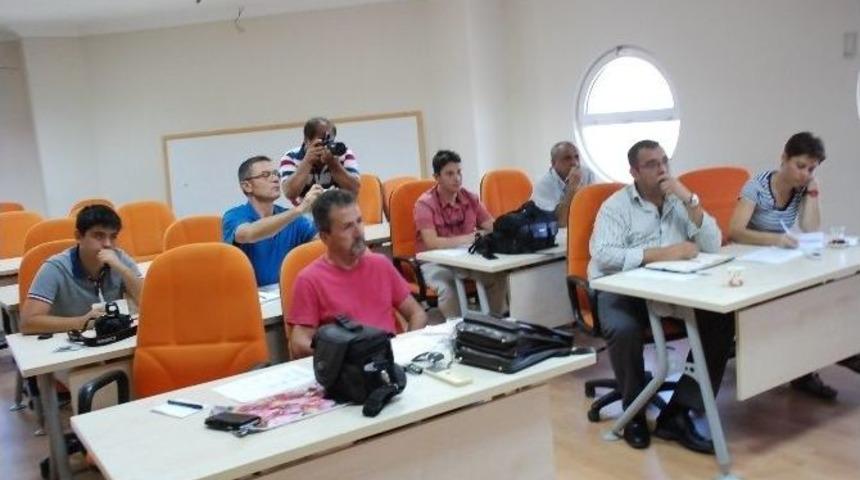 Didim&rsquo;de Belediyeden Her Mahalleye Spor Alanı &Ccedil;alışması