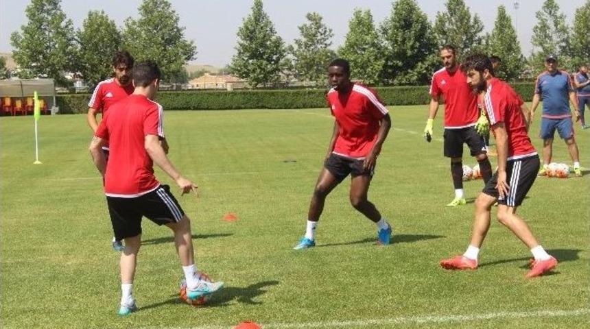 Kayserispor Yeni Sezona T&uuml;m Hızıyla Hazırlanıyor