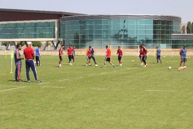 Kayserispor Yeni Sezona Tüm Hızıyla Hazırlanıyor