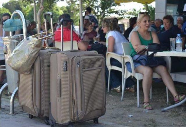 Ayvalık'taki 'kriz Alarmı' Kalktı, 'yeşil Işık' Yandı