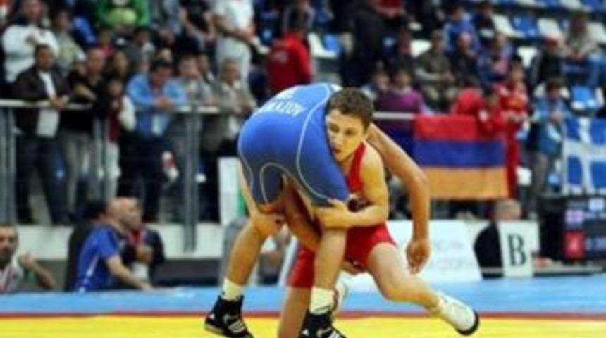 B&uuml;y&uuml;kşehir&rsquo;in Yıldızları Milli Takımda