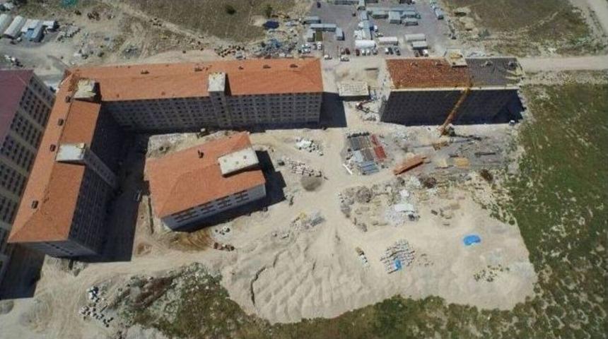 Niğde&rsquo;de Yapılan Yurt T&uuml;rkiye&rsquo;ye &Ouml;rnek Olacak