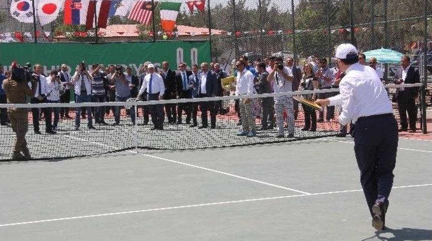 Erzurum&rsquo;da Uluslararası Tenis Turnuvası Start Aldı