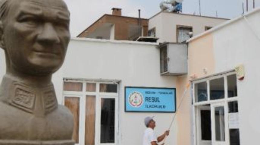 Toroslar&rsquo;da Okullar Eğitime Hazırlanıyor