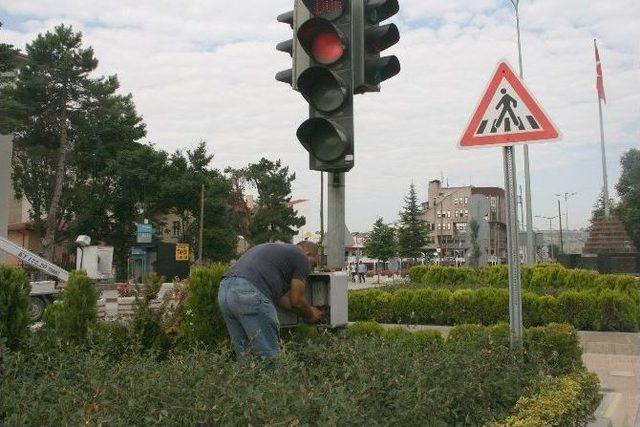 Elektrik Arızaları Gideriliyor