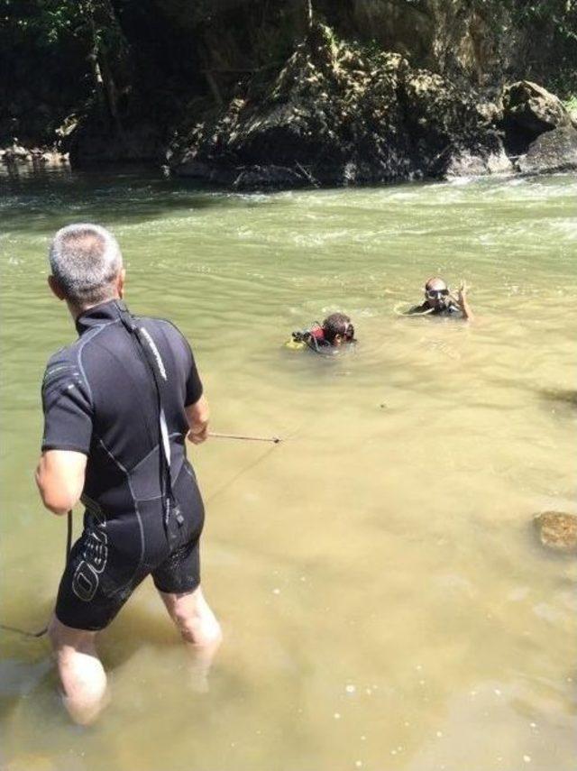 Düzce’de Balık Adamların Eğitimi Nefes Kesti