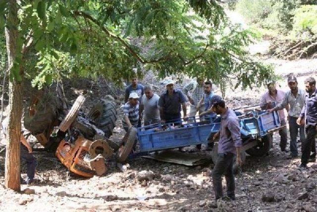 Piknik Yolunda Traktör Kazası: 1 Ölü, 12 Yaralı