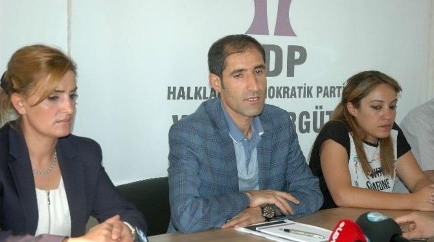 Hdp Van İl Eş Başkanı Dilek&ccedil;i: &ldquo;il Binalarımız Hedef G&ouml;steriliyor&rdquo;