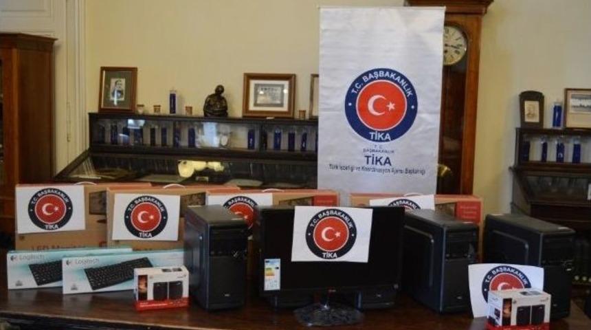 Macaristan&rsquo;da Semmelweıs &Uuml;niversitesi Bokay &Ccedil;ocuk Pediatri Kliniği&rsquo;ne Ekipman Desteği