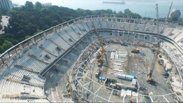 Beşiktaş Stadının Çatı Iskeleti Hasar Gördü