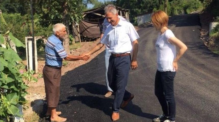 Başkan Dişli, Demirbey&rsquo;de Asfalt &Ccedil;alışmalarını İnceledi