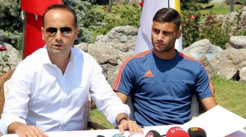 Kayserispor, Deniz T&uuml;r&uuml;&ccedil; İle 3 Yıllığına Anlaştı