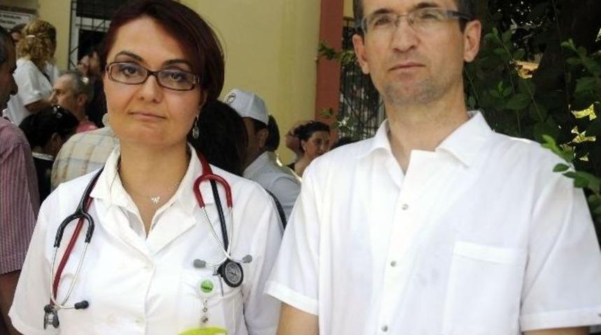 Antalya&rsquo;da Aile Hekimlerine Şiddet Kınandı