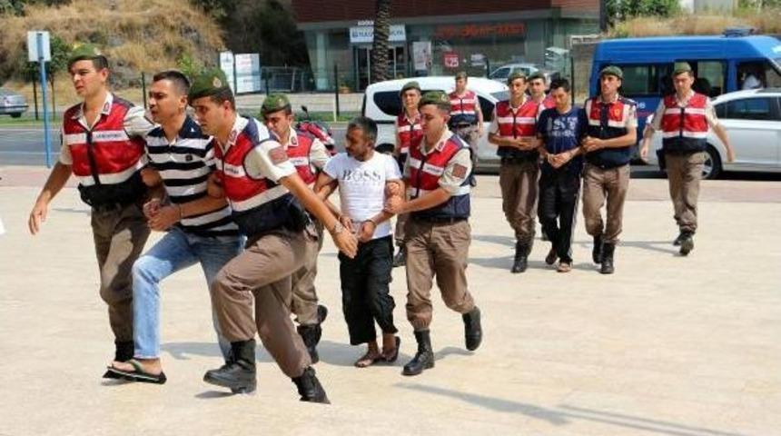 Cinayet Ş&uuml;phelisi 2 Kişi Alanya'da Yakalandı