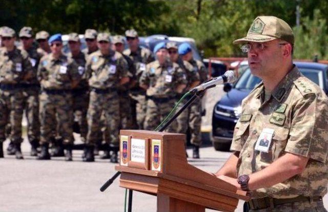 Şehit Binbaşı Kulaksız'ı Asker Selamıyla Uğurlayan Eşi Sibel: O Benim Arslan'ım, Bütün Milletin Arslan'ı