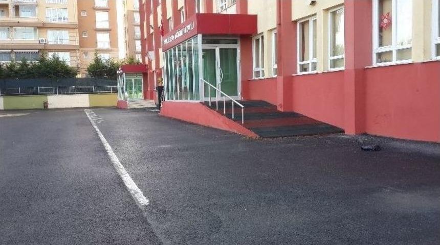 Beylikd&uuml;z&uuml;&rsquo;nde Okullar Bakımda