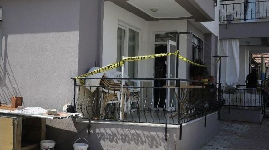 14 Yaşındaki Kız, Kuru Sıkı Tabancayla İntihara Kalkıştı