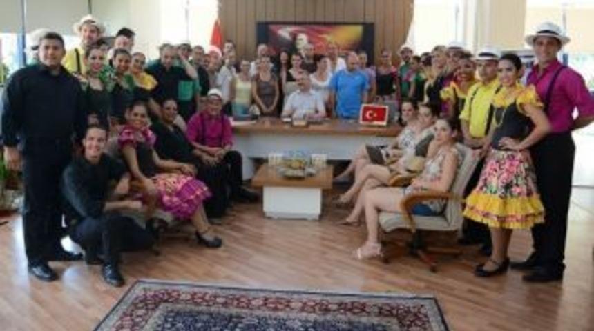 Başkan &Ouml;zkan, Kostarika Ve Fransa&rsquo;dan Gelen Misafirleri Ağırladı