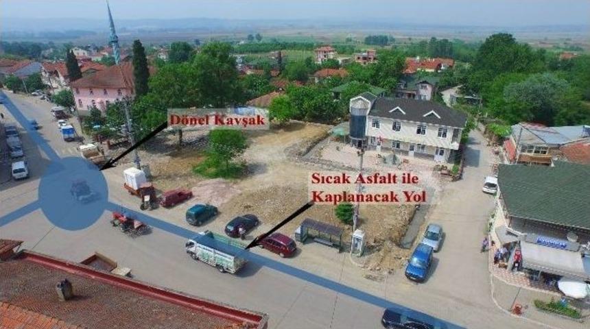 Kazımpaşa Mahalle Meydanında &Ccedil;alışmalar S&uuml;r&uuml;yor