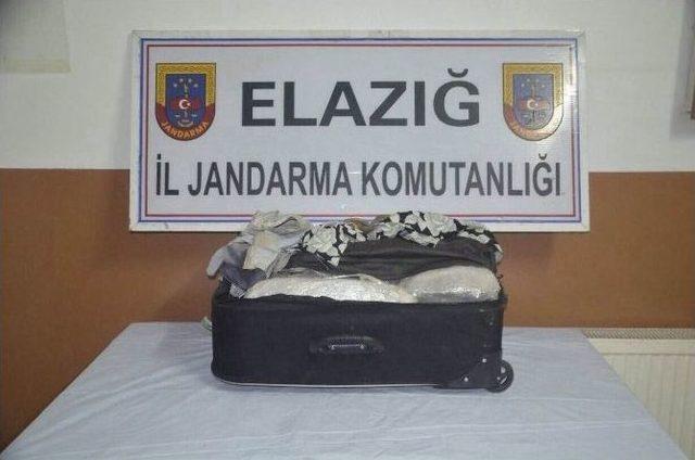 Elazığ’da 33 Kilo Esrar Ele Geçirildi