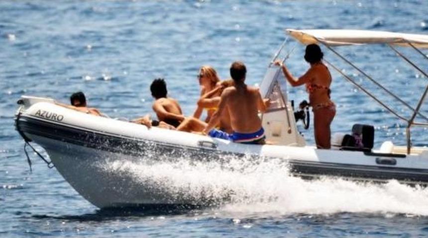 Hintli Milyarder, S&uuml;per L&uuml;ks Yatıyla Tatil I&ccedil;in Bodrum'da
