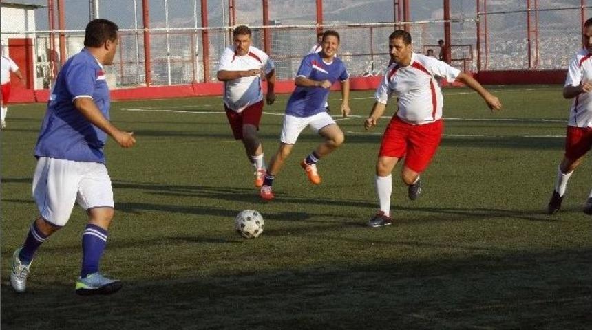 Bayraklı&rsquo;da Dostluk Kazandı