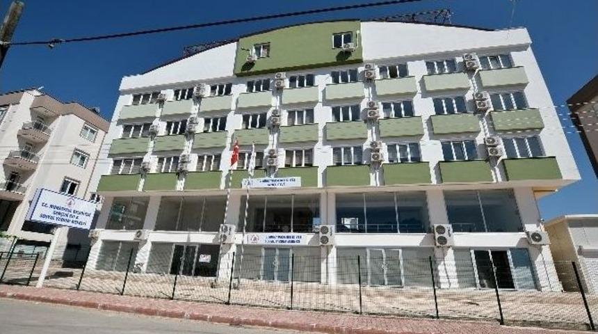 Gen&ccedil;lik Evlerine Kayıtlar Başladı