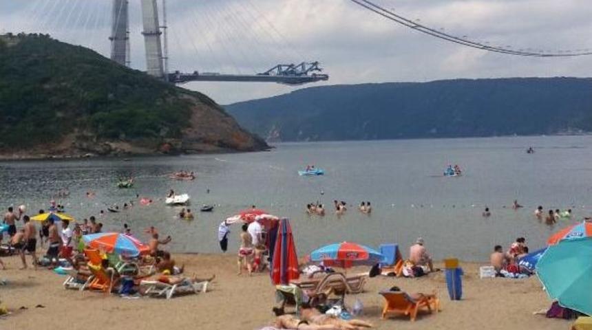 3. Boğaz K&ouml;pr&uuml;s&uuml;nde Sona Yaklaşıldı. Marmara Otoyolu'nun Ilk Asfaltlamaları Yapıldı