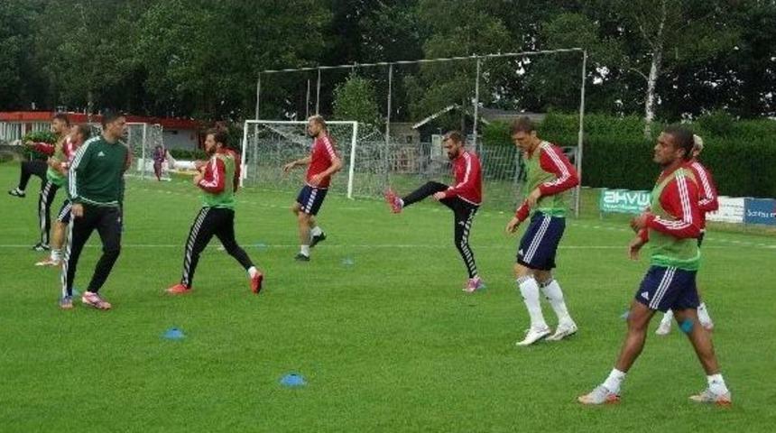 Mersin İdmanyurdu’nun Hollanda Kampı Sürüyor