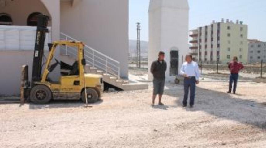 Suphi &Ccedil;imen Camii&rsquo;nde &Ccedil;evre D&uuml;zenlemesi
