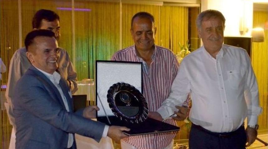 S&ouml;ke&rsquo;de Stk&rsquo;lardan Kaymakam Demirezer&rsquo;e Veda Yemeği