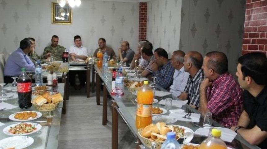 Kaymakam B&uuml;y&uuml;kk&ouml;se&rsquo;ye Veda Yemeği