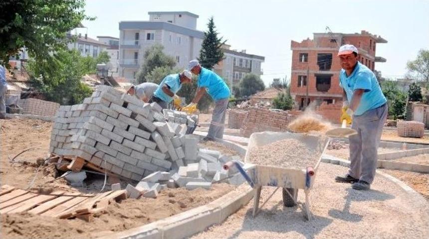 Kepez Mehmet Akif Ersoy Mahallesi&rsquo;ne Semt Spor Sahası Yapılıyor