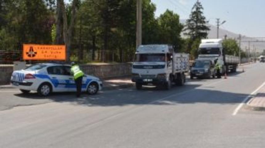 Niğde&rsquo;de Trafik Ekipleri Denetimlerini Artırdı