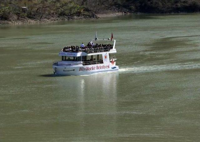 Saklı Cennet Ayvacık'a Medineli Işadamından Konut Yatırımı