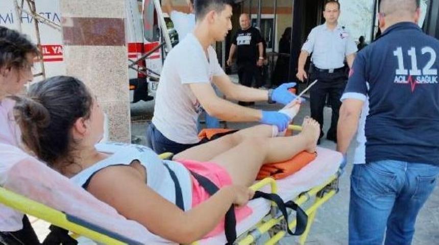 Tatil I&ccedil;in Hollanda'dan Gelen 13 Yaşındaki Ayşe'nin Ayağına Inşaat Demiri Saplandı