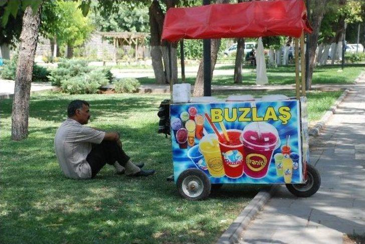 Hava Sıcaklıkları Diyarbakırlıları Eve Hapsetti G5